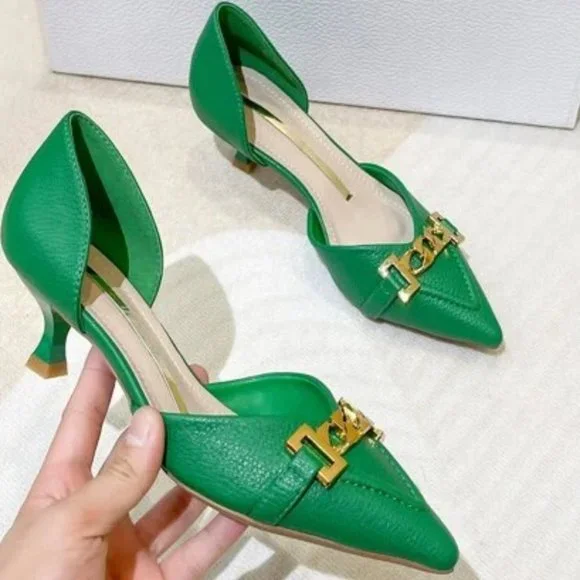 Green Chain Detail Pumps Heels - Picture 1 of 6